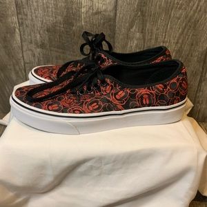Vans X Disney Mickey Mouse M 7 W 8.5